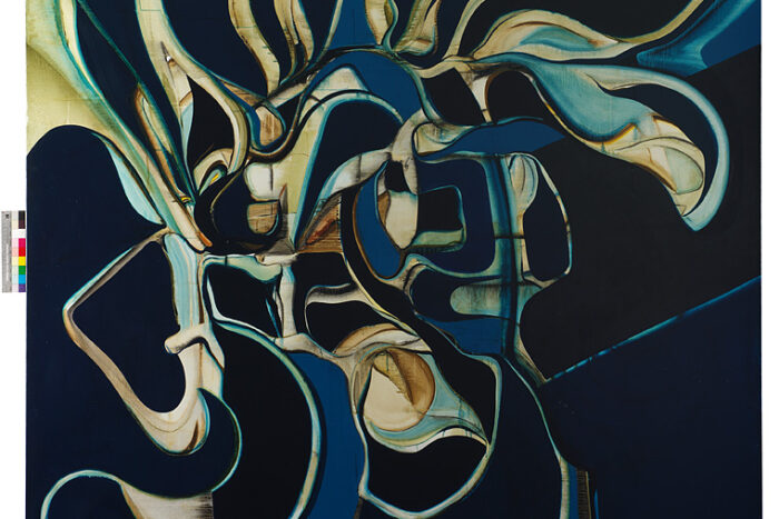 F09_013-700x467