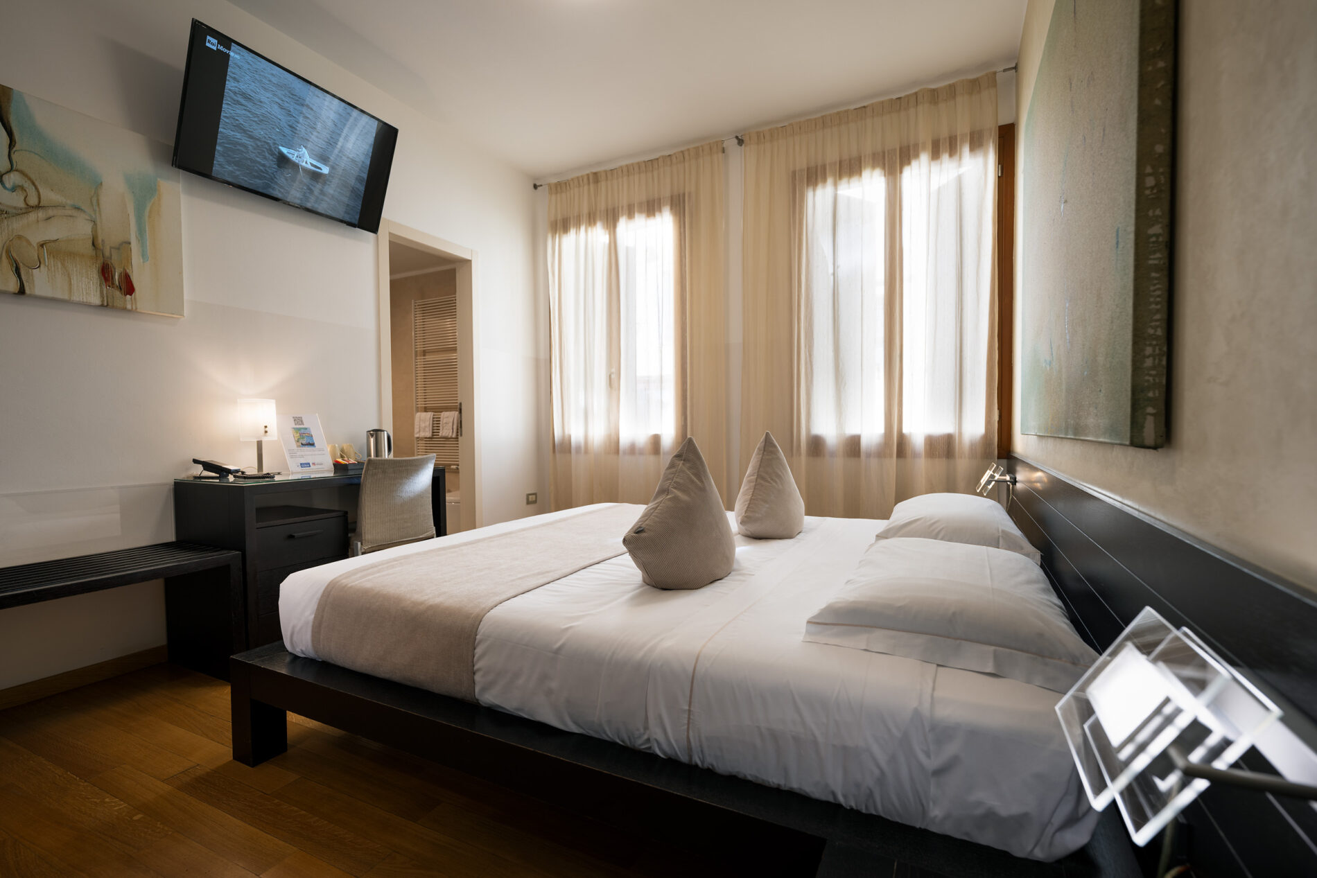 Double comfort room