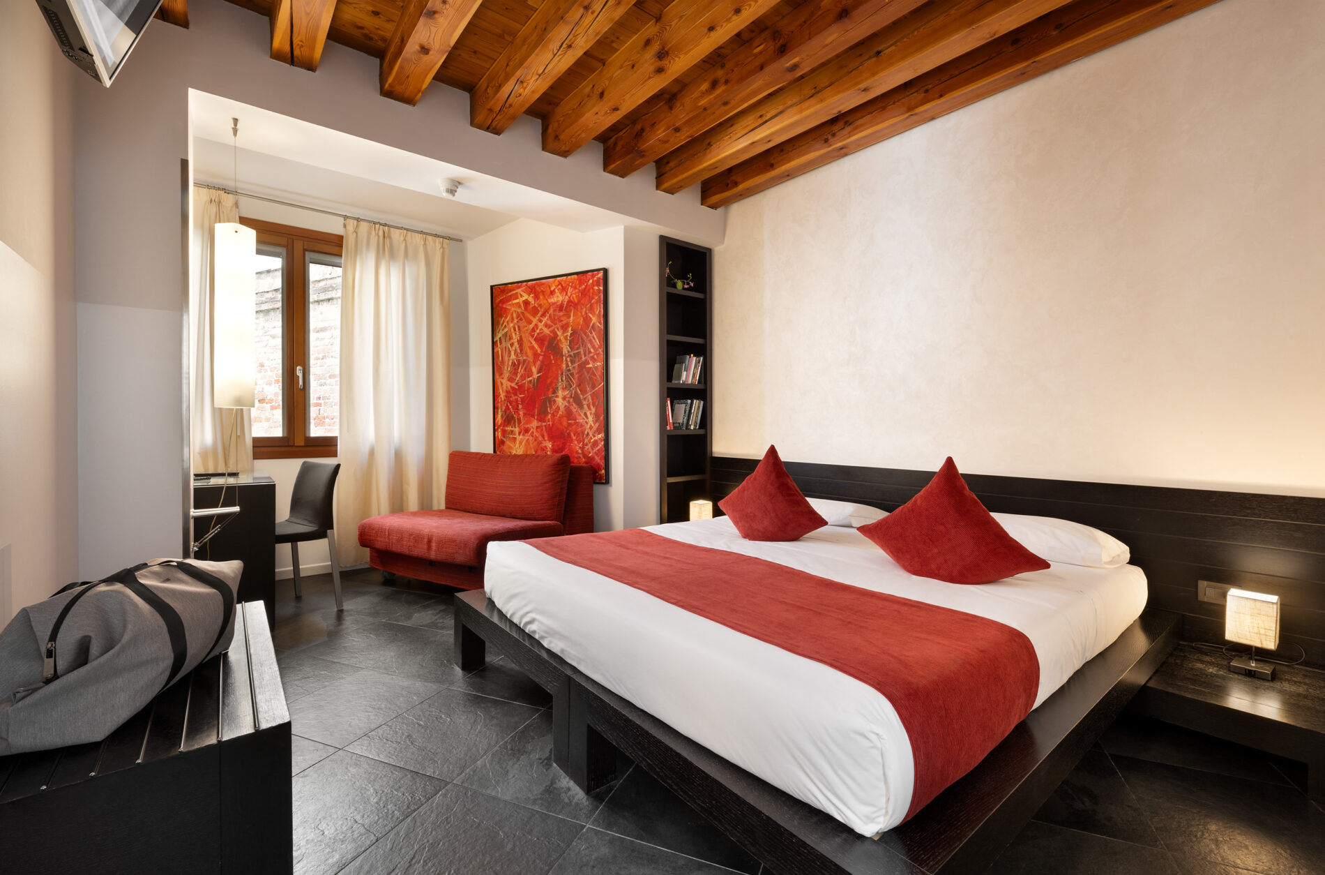 Double comfort room
