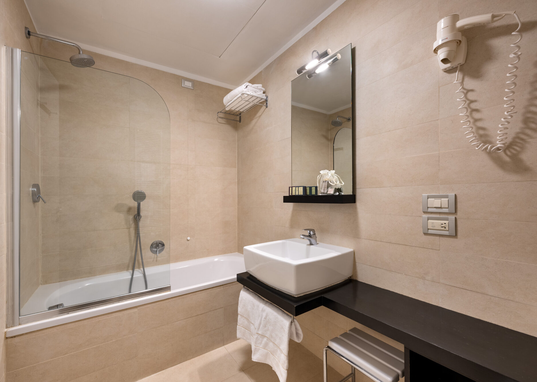 Double comfort room