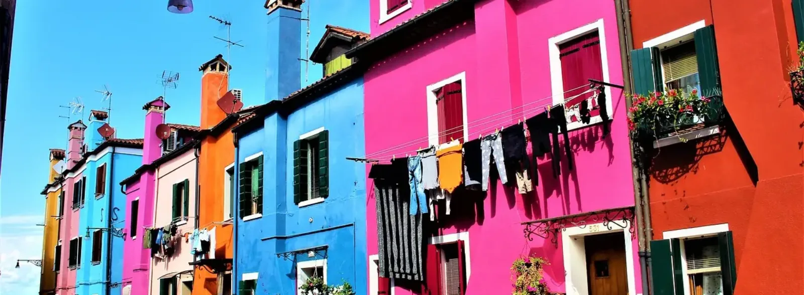 Isola di Burano: come raggiungerla e cosa vedere