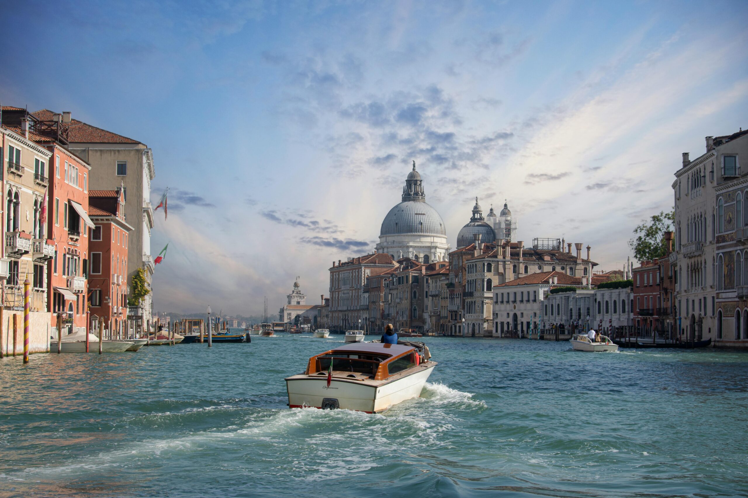 venice-water-taxy